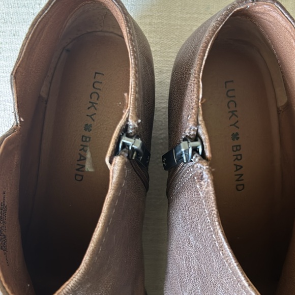 Lucky brand distressed brown leather short boots size 8 1/2 - Picture 6 of 10